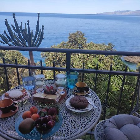 Judia Camere sul mare Maratea Esterno foto